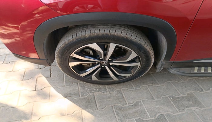 2025 MG HECTOR SHARP PRO 2.0 TURBO DIESEL, Diesel, Manual, 15,511 km, tyre