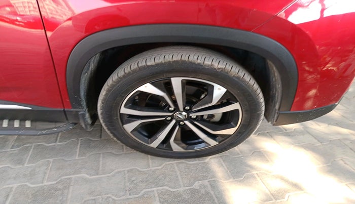 2025 MG HECTOR SHARP PRO 2.0 TURBO DIESEL, Diesel, Manual, 15,511 km, tyre