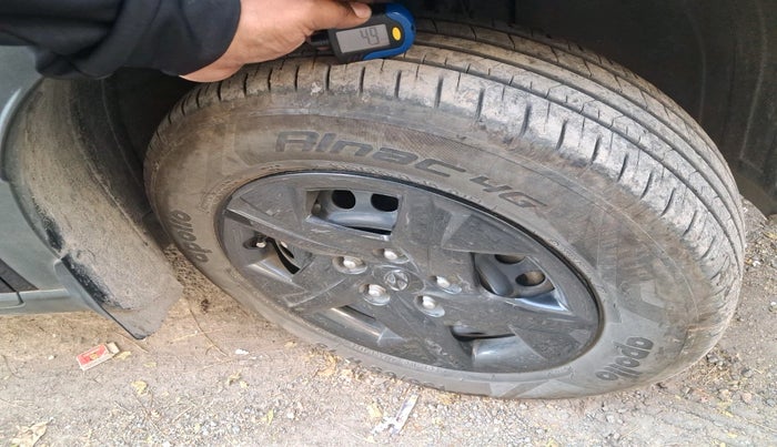 2024 Hyundai VENUE S 1.2, Petrol, Manual, 8,213 km, tyre