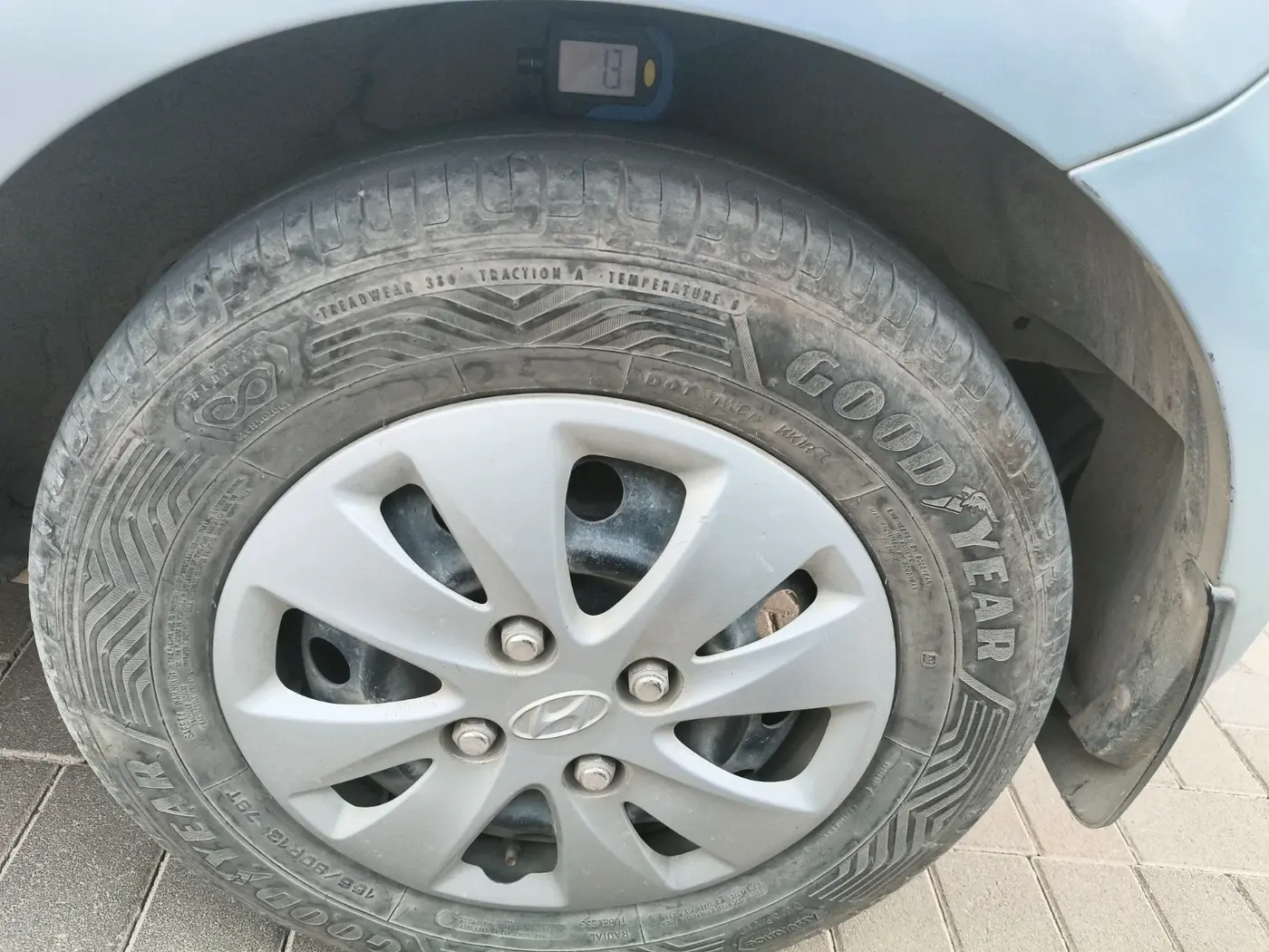 2011 Hyundai i10 MAGNA 1.2, Petrol, Manual, 68,634 km, tyre