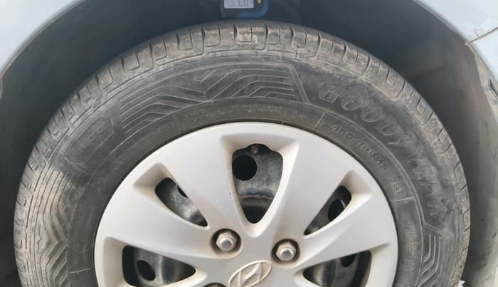 2011 Hyundai i10 MAGNA 1.2, Petrol, Manual, 68,634 km, tyre