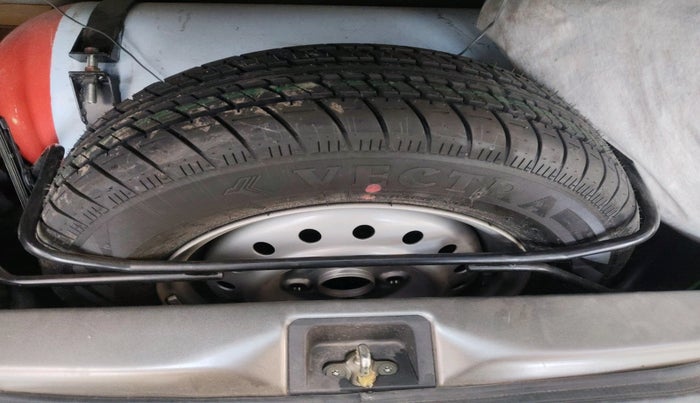 2019 Maruti New Wagon-R LXI CNG 1.0, CNG, Manual, 29,610 km, tyre