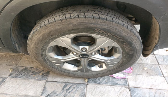 2020 KIA SELTOS HTK PLUS 1.5 DIESEL, Diesel, Manual, 98,619 km, tyre