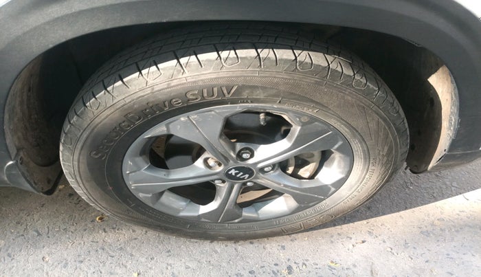 2020 KIA SELTOS HTK PLUS 1.5 DIESEL, Diesel, Manual, 98,619 km, tyre