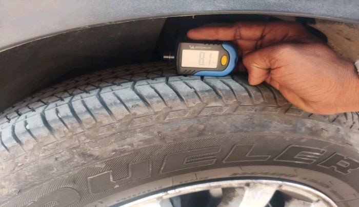2021 Mahindra XUV500 W9, Diesel, Manual, 73,316 km, tyre