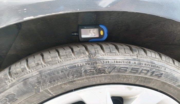 2016 Hyundai Grand i10 SPORTZ 1.2 KAPPA VTVT, CNG, Manual, 1,19,845 km, tyre