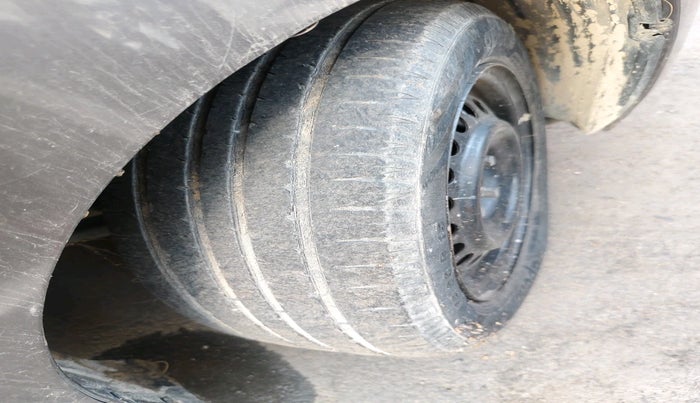 2015 Honda Jazz 1.2L I-VTEC S, Petrol, Manual, 94,062 km, tyre