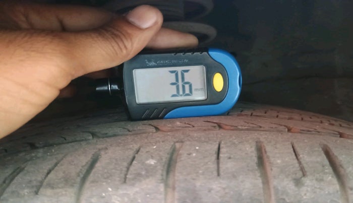 2021 Maruti Ciaz ALPHA 1.5 SHVS PETROL, Petrol, Manual, 45,820 km, tyre