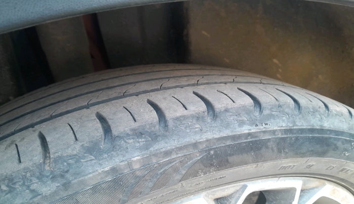 2022 Skoda KUSHAQ STYLE 1.0L TSI MT, Petrol, Manual, 34,671 km, tyre