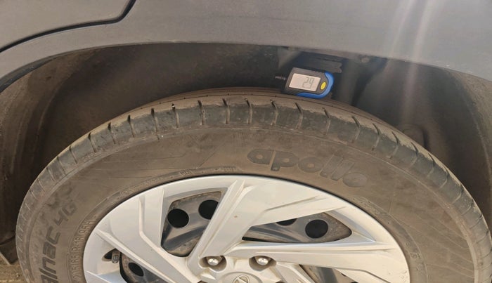 2024 Hyundai Creta EX 1.5 PETROL, Petrol, Manual, 35,618 km, tyre