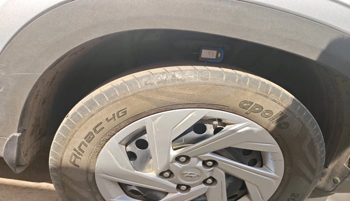 2024 Hyundai Creta EX 1.5 PETROL, Petrol, Manual, 35,618 km, tyre