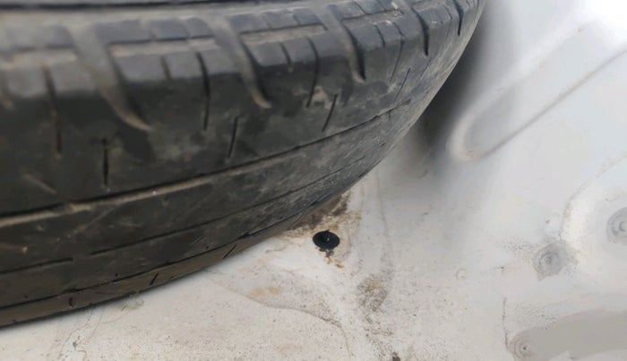 2016 Maruti Swift Dzire TOUR DIESEL, Diesel, Manual, 82,787 km, tyre