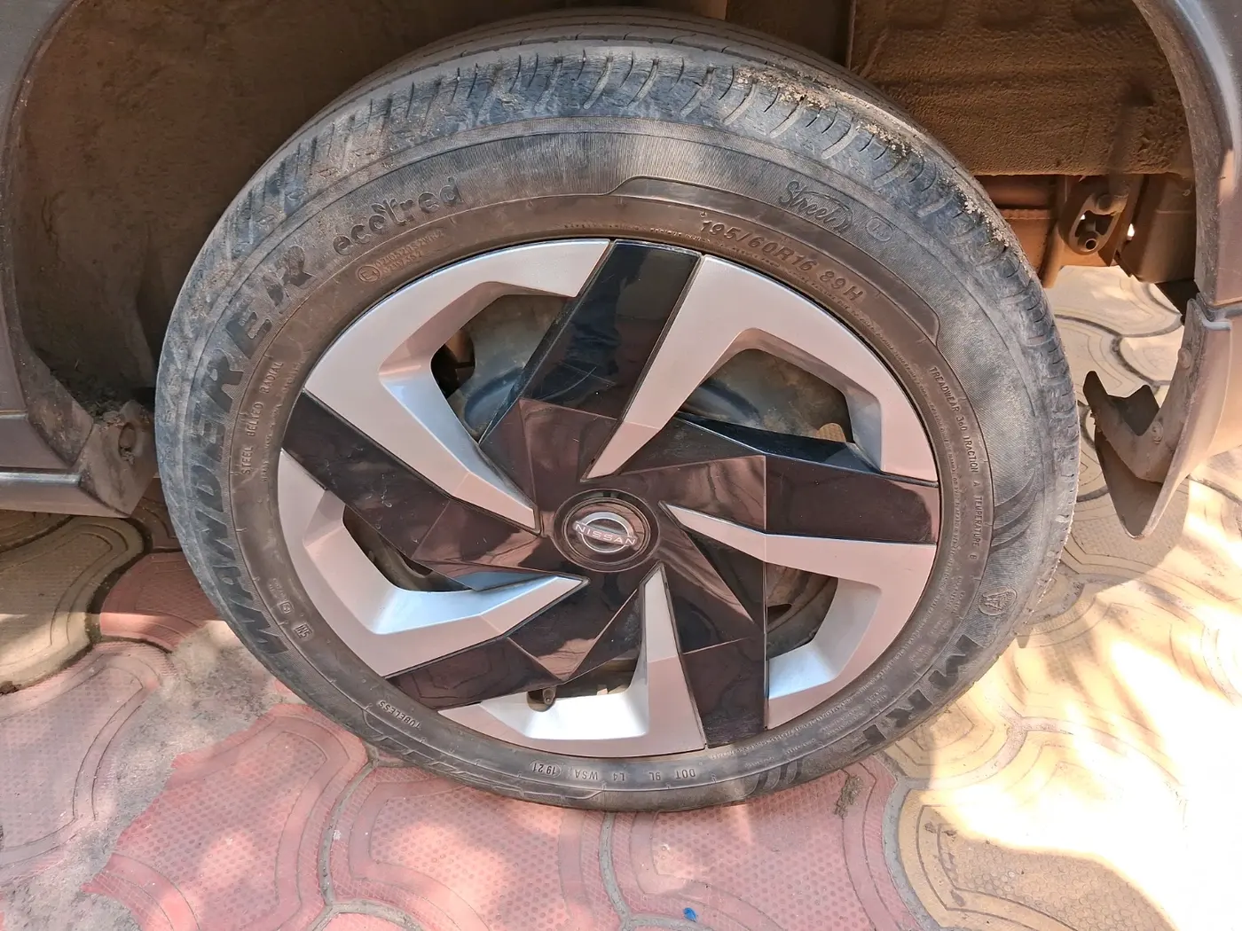 2021 Nissan MAGNITE XL, Petrol, Manual, 34,516 km, tyre