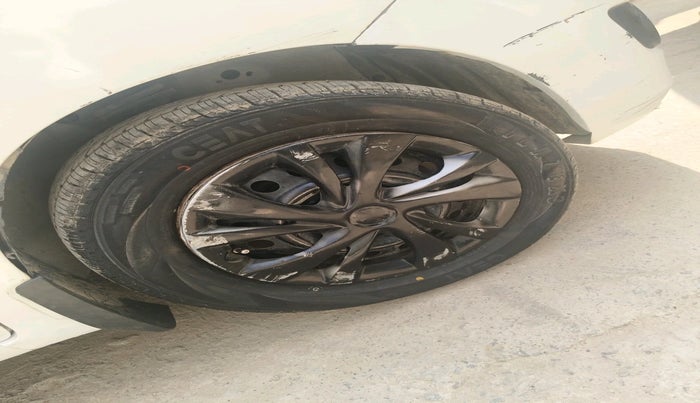 2015 Maruti Wagon R 1.0 VXI, CNG, Manual, 70,542 km, tyre