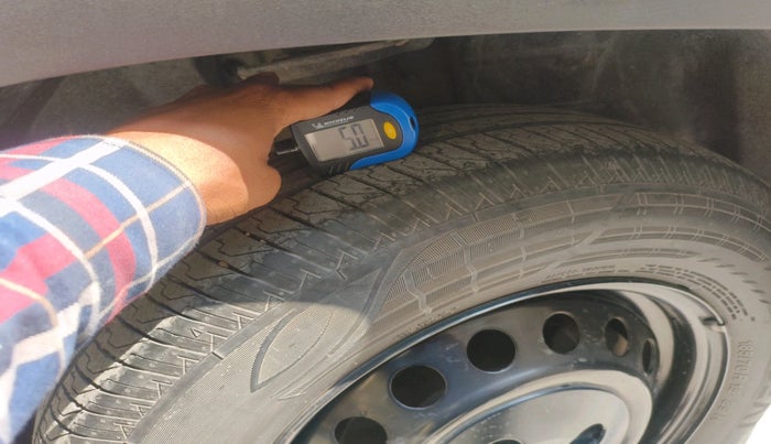 2024 Tata PUNCH PURE MT CNG, CNG, Manual, 30,597 km, tyre