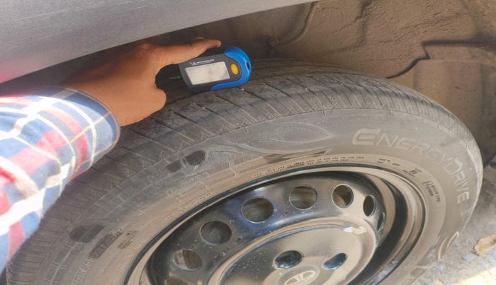 2024 Tata PUNCH PURE MT CNG, CNG, Manual, 30,597 km, tyre