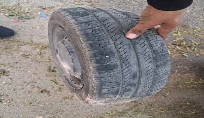 2015 Maruti Celerio ZXI, Petrol, Manual, 41,020 km, tyre