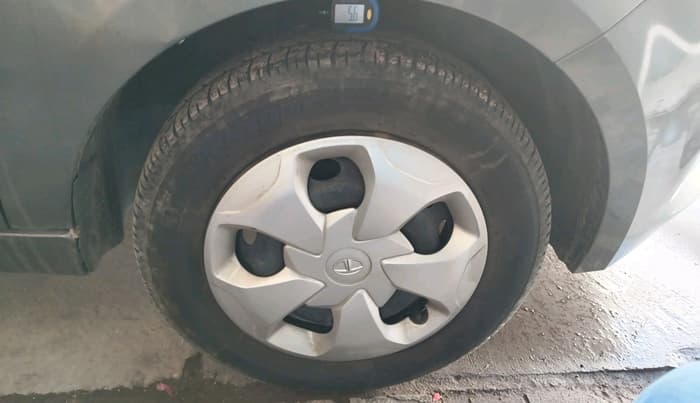 2021 Tata Tiago XT (O) PETROL, Petrol, Manual, 11,455 km, tyre