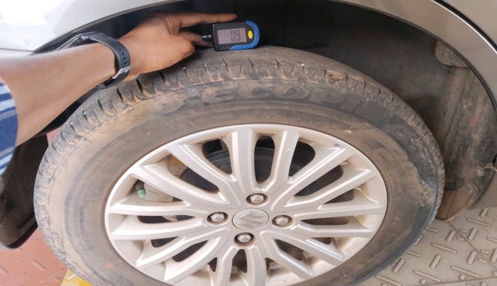 2021 Maruti Dzire ZXI AMT, Petrol, Automatic, 48,496 km, tyre