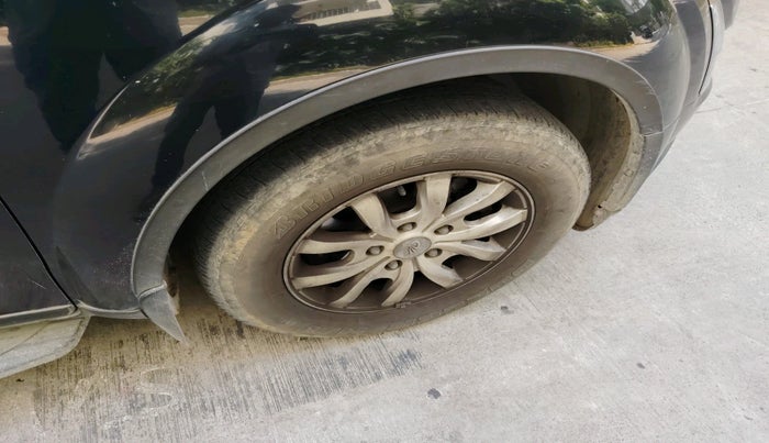 2016 Mahindra XUV500 W10, Diesel, Manual, 47,530 km, tyre