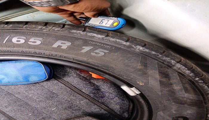 2023 Hyundai VENUE SX (O) 1.5 CRDI, Diesel, Manual, 58,319 km, tyre