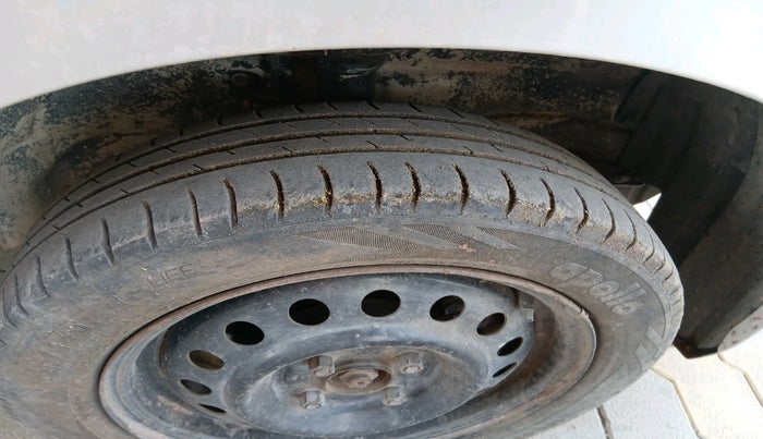 2013 Maruti Wagon R 1.0 VXI, Petrol, Manual, 53,900 km, tyre