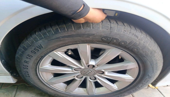 2014 Audi A3 35 TDI PREMIUM PLUS, Diesel, Automatic, 1,23,020 km, tyre