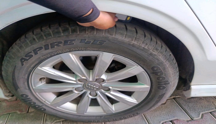 2014 Audi A3 35 TDI PREMIUM PLUS, Diesel, Automatic, 1,23,020 km, tyre