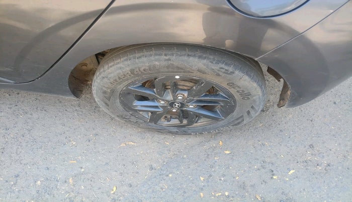 2019 Hyundai GRAND I10 NIOS SPORTZ 1.2 KAPPA VTVT, Petrol, Manual, 65,000 km, tyre