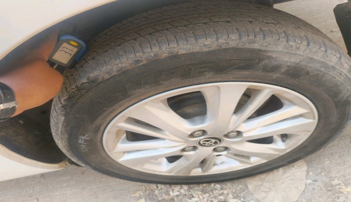 2020 Toyota YARIS G CVT, Petrol, Automatic, 49,303 km, tyre