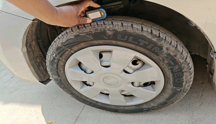 2013 Maruti Wagon R 1.0 LXI CNG, CNG, Manual, 92,741 km, tyre