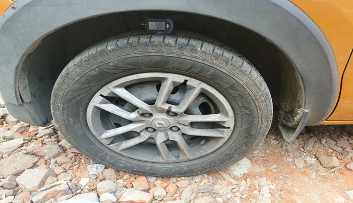 2023 Renault TRIBER RXT, Petrol, Manual, 57,760 km, tyre