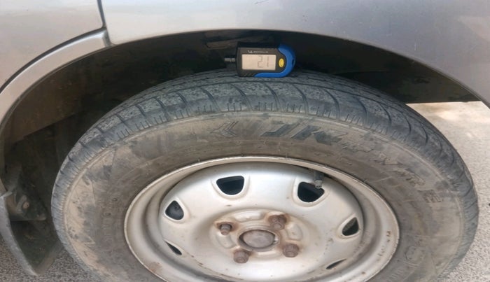 2013 Maruti Eeco 5 STR WITH A/C+HTR, Petrol, Manual, 77,890 km, tyre