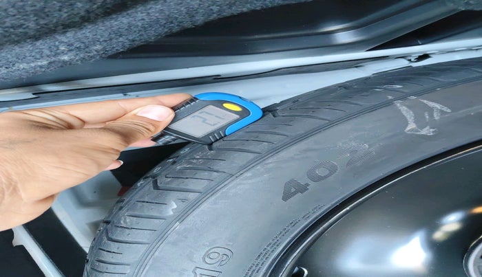 2024 Mercedes Benz GLC CLASS 220d 4MATIC, Diesel, Automatic, 7,066 km, tyre