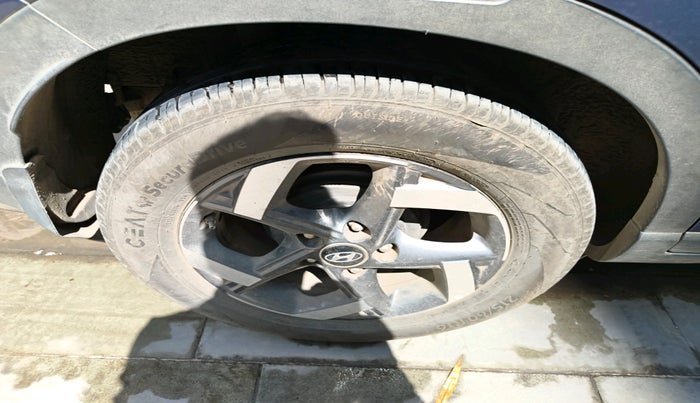 2020 Hyundai VENUE SX PLUS 1.0 TURBO DCT, Petrol, Automatic, 61,681 km, tyre