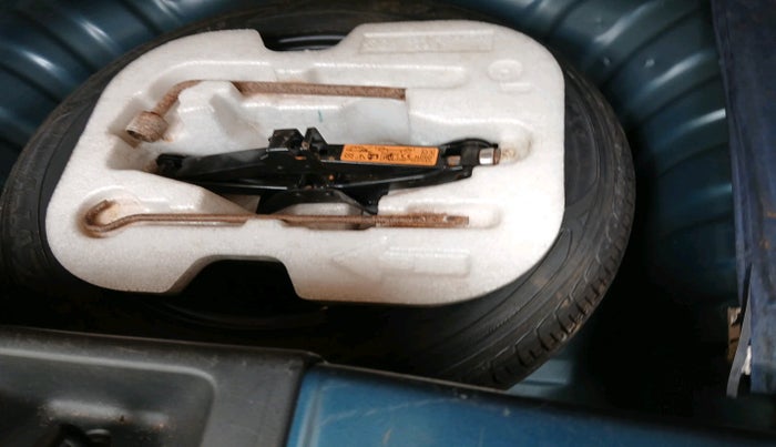 2014 Nissan Micra XV CVT, Petrol, Automatic, 87,230 km, tyre