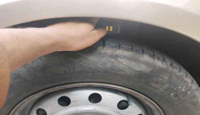 2011 Hyundai Verna TRANSFORM 1.6 VTVT, Petrol, Manual, 84,491 km, tyre