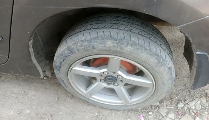 2011 Honda City 1.5L I-VTEC S MT, CNG, Manual, 97,854 km, tyre