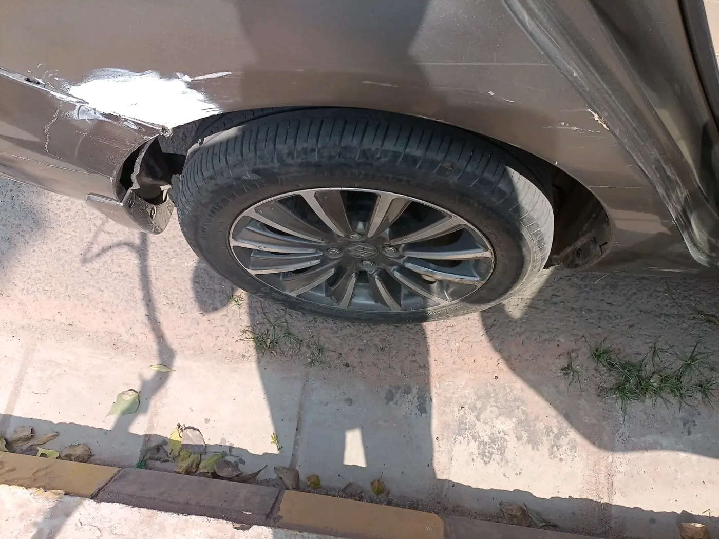 2018 Maruti Ciaz ALPHA 1.5 SHVS PETROL, Petrol, Manual, 1,16,630 km, tyre