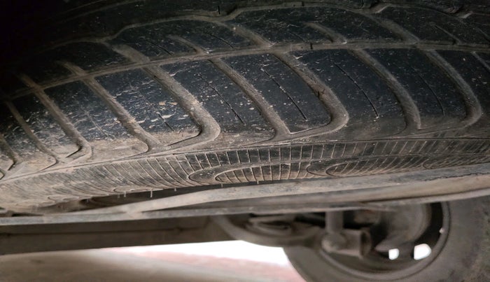 2018 Nissan Terrano XE (D), Diesel, Manual, 93,577 km, tyre