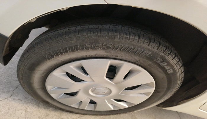 2013 Maruti Swift VDI, Diesel, Manual, 1,97,758 km, tyre