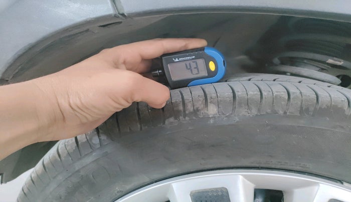 2021 Maruti S PRESSO VXI (O) CNG, CNG, Manual, 66,813 km, tyre