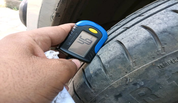 2013 Maruti Swift Dzire VXI, CNG, Manual, 89,562 km, tyre