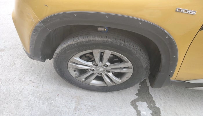 2017 Maruti Vitara Brezza ZDI, Diesel, Manual, 47,160 km, tyre