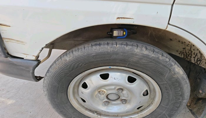 2018 Maruti Eeco 5 STR WITH A/C+HTR, Petrol, Manual, 1,44,443 km, tyre