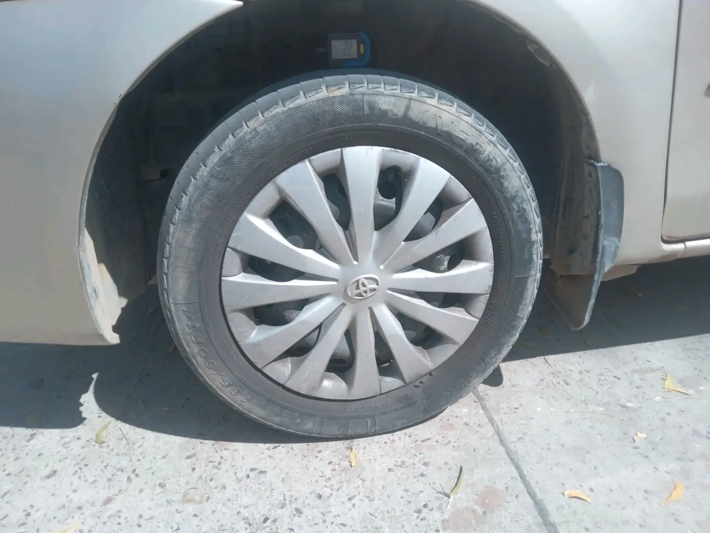 2013 Toyota Etios GD, Diesel, Manual, 1,13,744 km, tyre