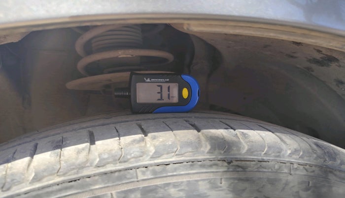 2020 Maruti Baleno DELTA PETROL 1.2, Petrol, Manual, 1,23,444 km, tyre