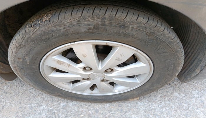 2013 Hyundai i20 SPORTZ 1.2, Petrol, Manual, 94,406 km, tyre