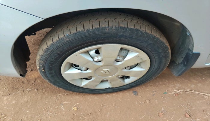 2014 Maruti Wagon R 1.0 LXI, Petrol, Manual, 1,00,343 km, tyre