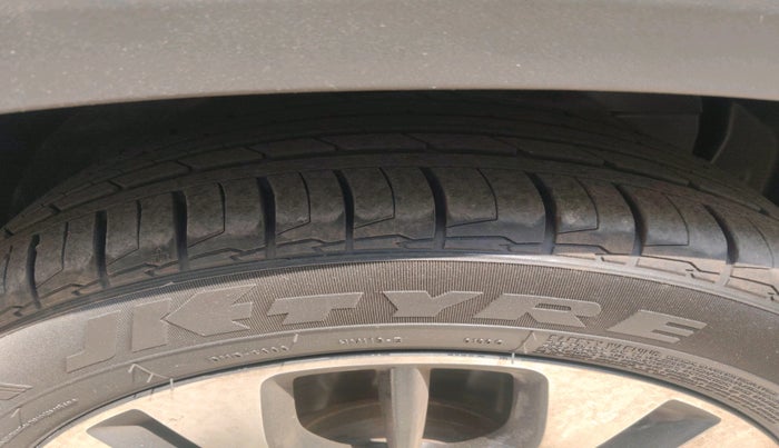 2021 MG HECTOR PLUS SHARP 2.0 DIESEL TURBO MT 6-STR, Diesel, Manual, 72,326 km, tyre